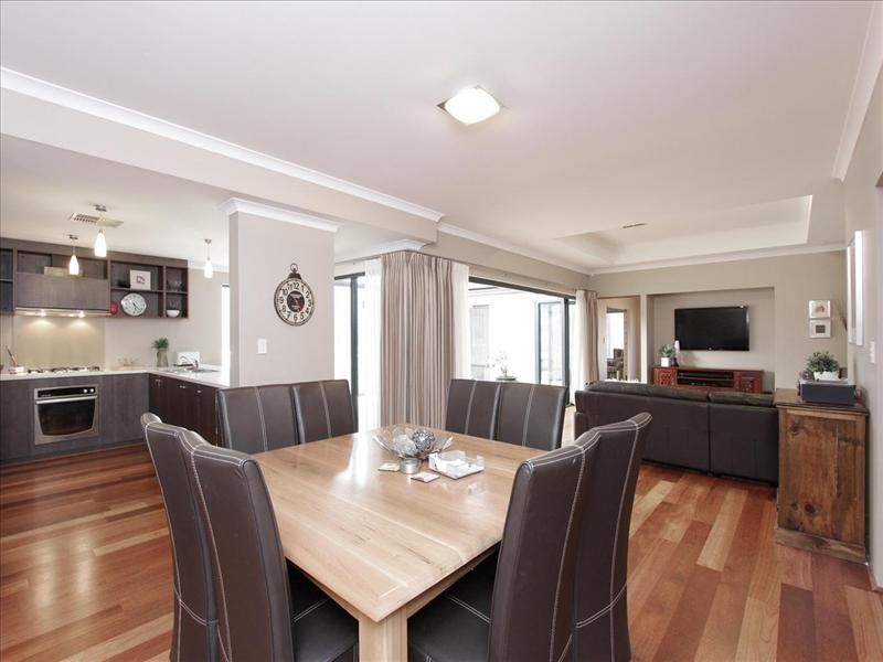 49 Birkett Circle, Ellenbrook WA 6069