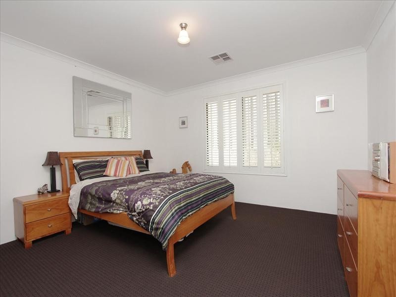 49 Birkett Circle, Ellenbrook WA 6069