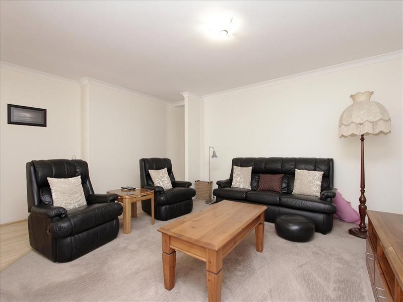 111 Granesse Drive, Ellenbrook WA 6069