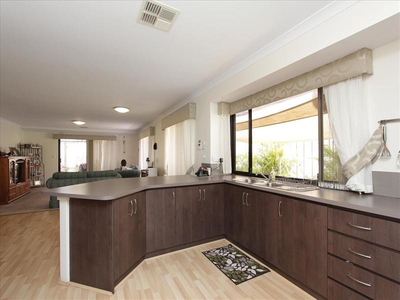 111 Granesse Drive, Ellenbrook WA 6069