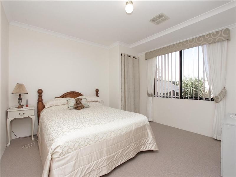 111 Granesse Drive, Ellenbrook WA 6069