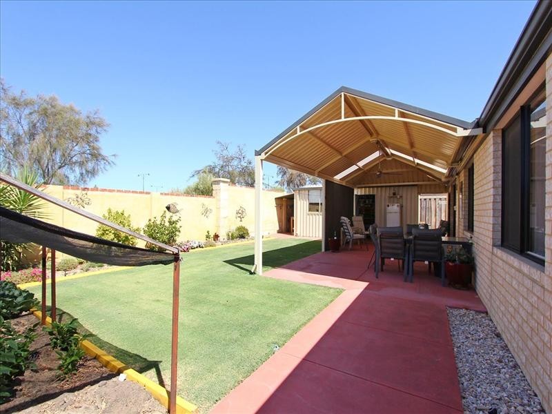 111 Granesse Drive, Ellenbrook WA 6069