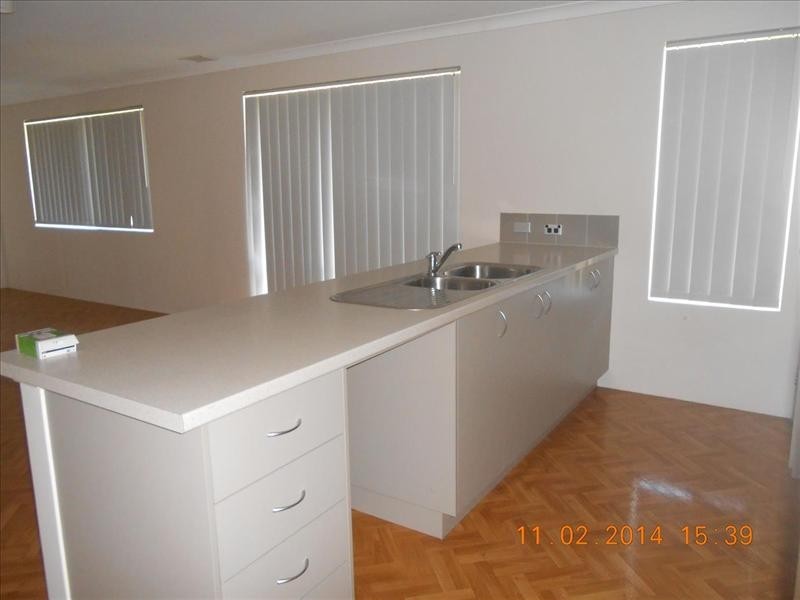 22 Elmridge Parkway, Ellenbrook WA 6069