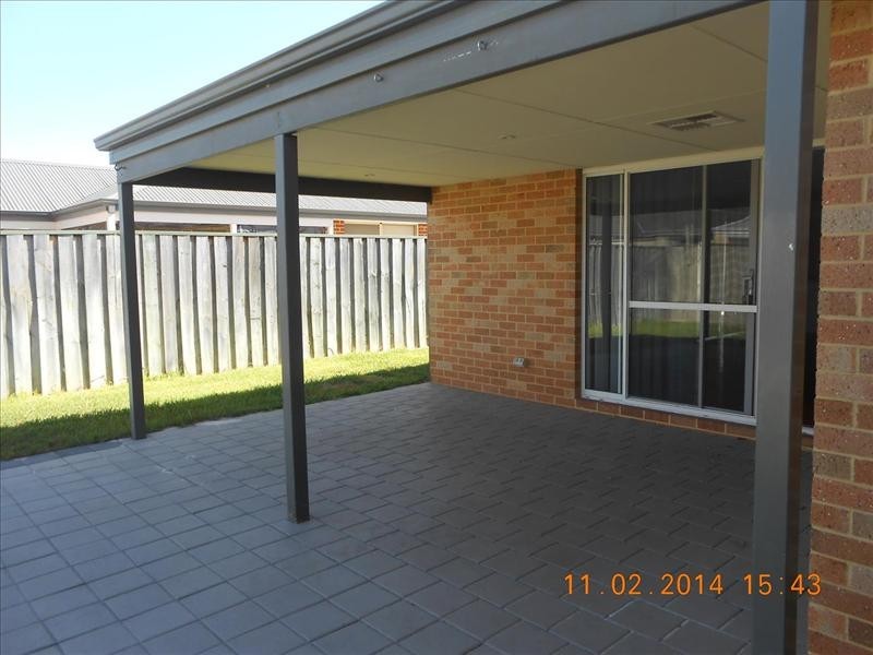 22 Elmridge Parkway, Ellenbrook WA 6069