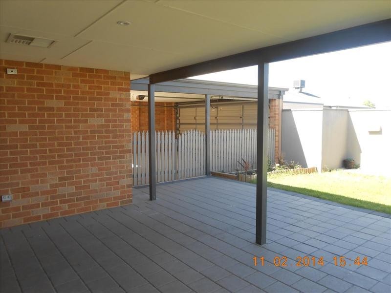 22 Elmridge Parkway, Ellenbrook WA 6069