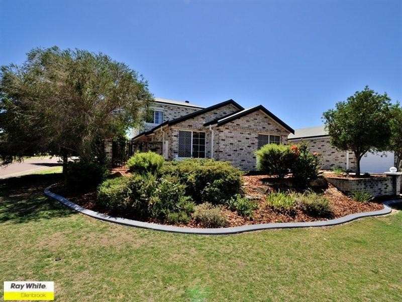 2 Merlot Court, The Vines WA 6069