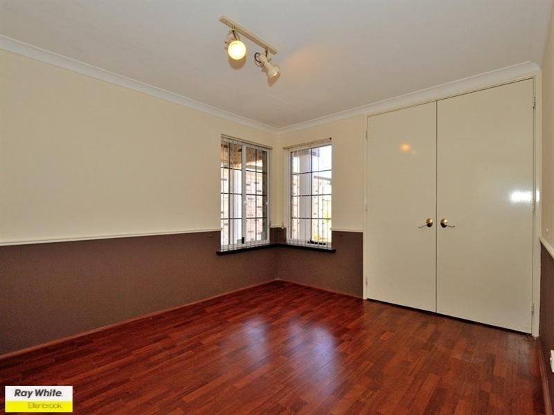 2 Merlot Court, The Vines WA 6069