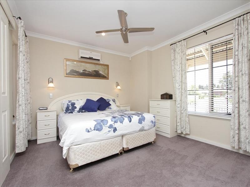 28 Brookmount Drive, Ellenbrook WA 6069