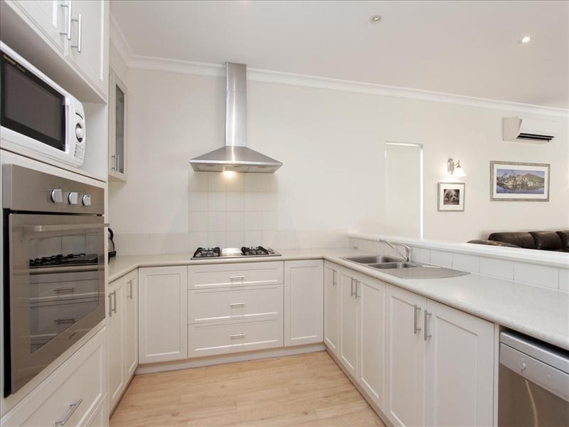 28 Brookmount Drive, Ellenbrook WA 6069