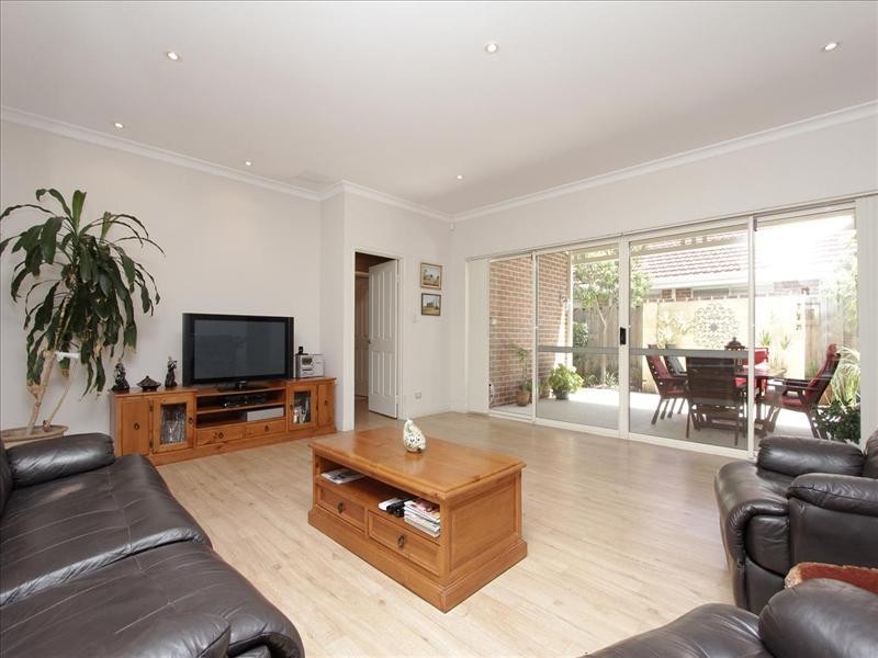 28 Brookmount Drive, Ellenbrook WA 6069