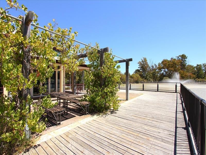 28 Brookmount Drive, Ellenbrook WA 6069