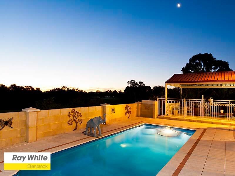 221 Vines Avenue, The Vines WA 6069