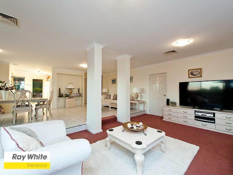 221 Vines Avenue, The Vines WA 6069
