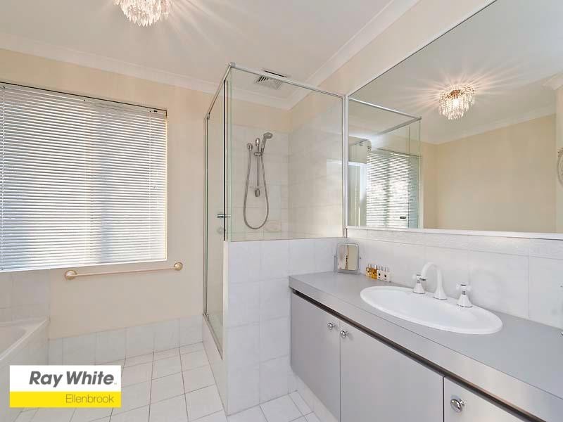 221 Vines Avenue, The Vines WA 6069