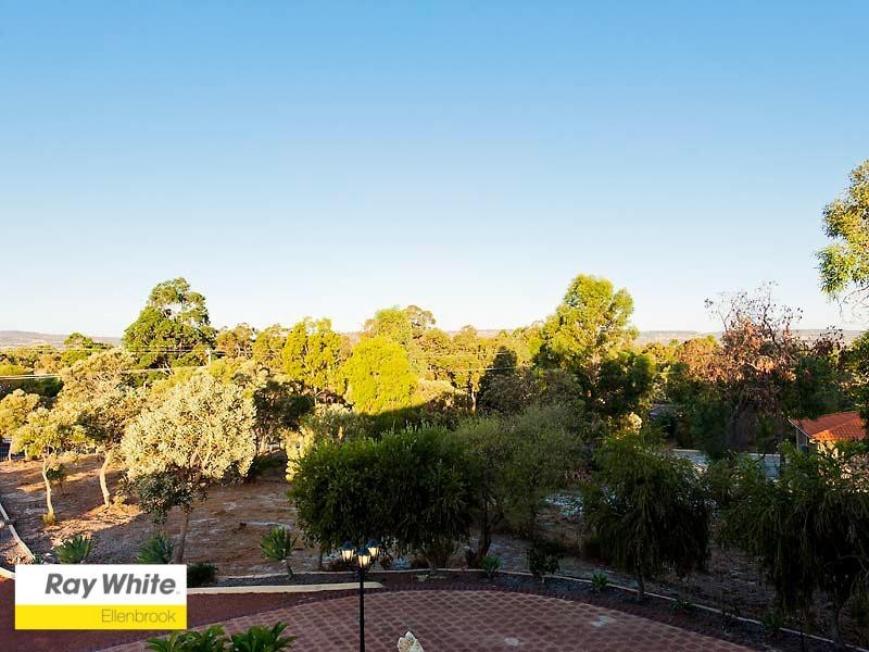 221 Vines Avenue, The Vines WA 6069