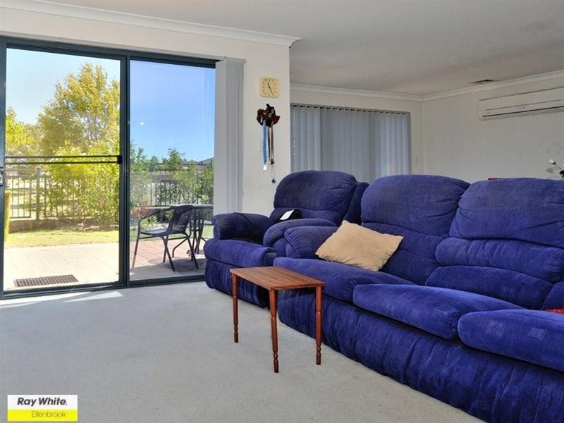 2/63 Ponte Vecchio Boulevard, Ellenbrook WA 6069