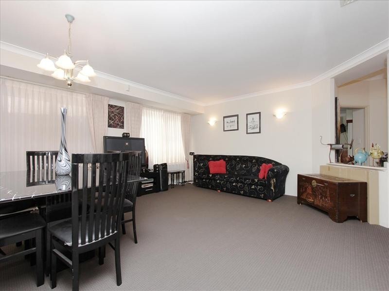 15 Pinea Turn, Ellenbrook WA 6069