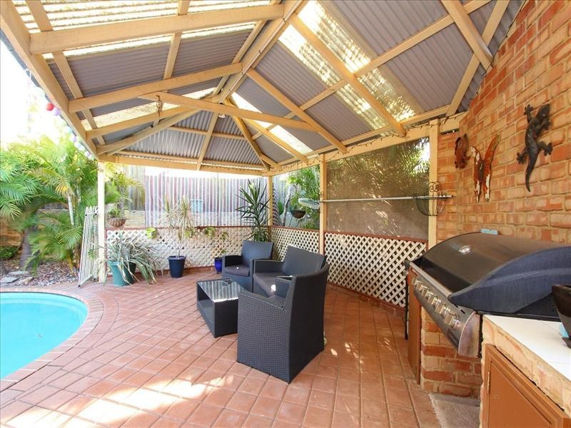 15 Pinea Turn, Ellenbrook WA 6069