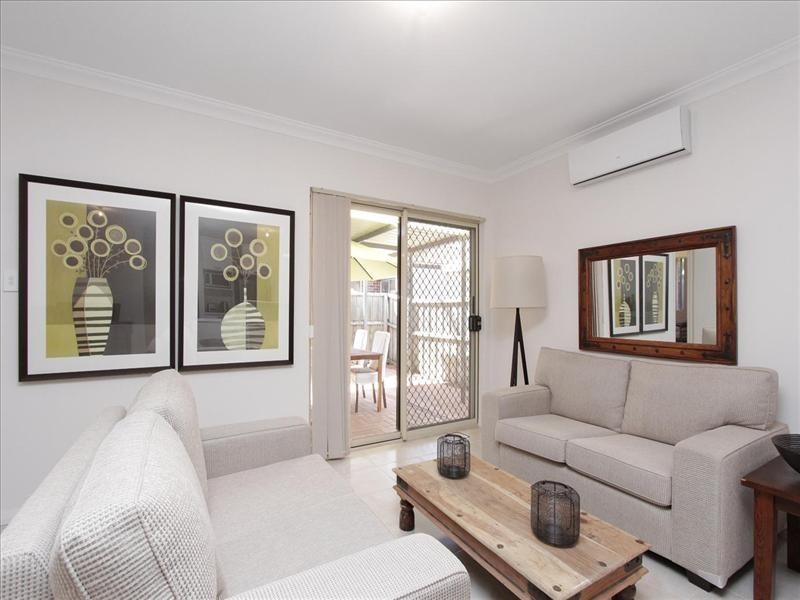 11 Solanum Court, Ellenbrook WA 6069