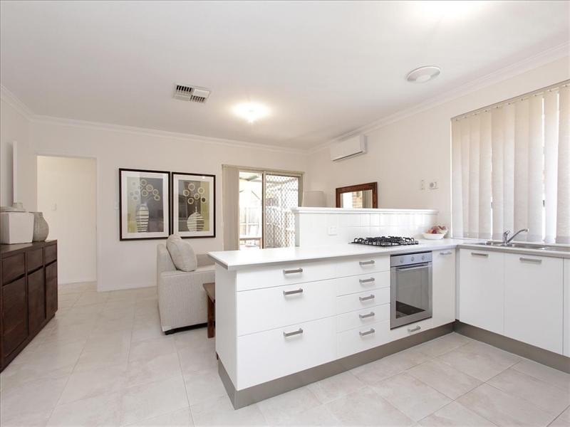 11 Solanum Court, Ellenbrook WA 6069