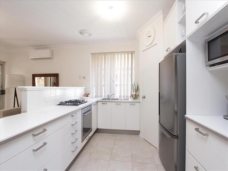 11 Solanum Court, Ellenbrook WA 6069