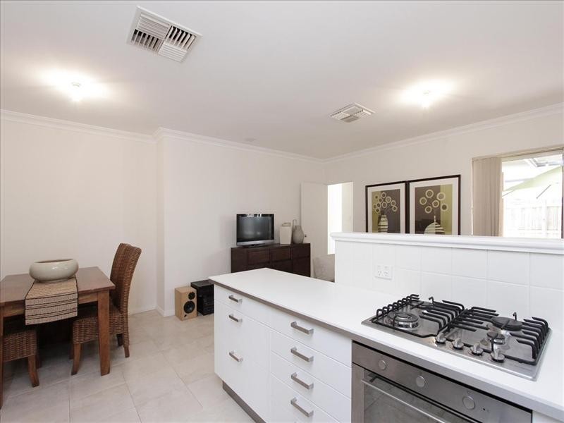 11 Solanum Court, Ellenbrook WA 6069