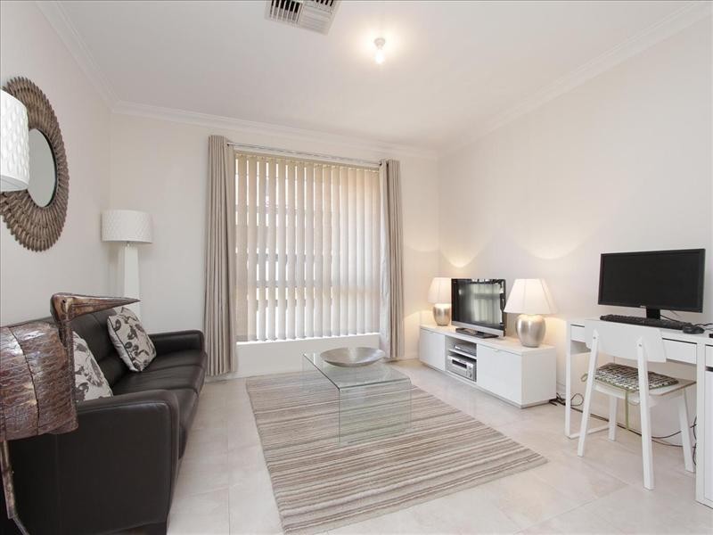 11 Solanum Court, Ellenbrook WA 6069