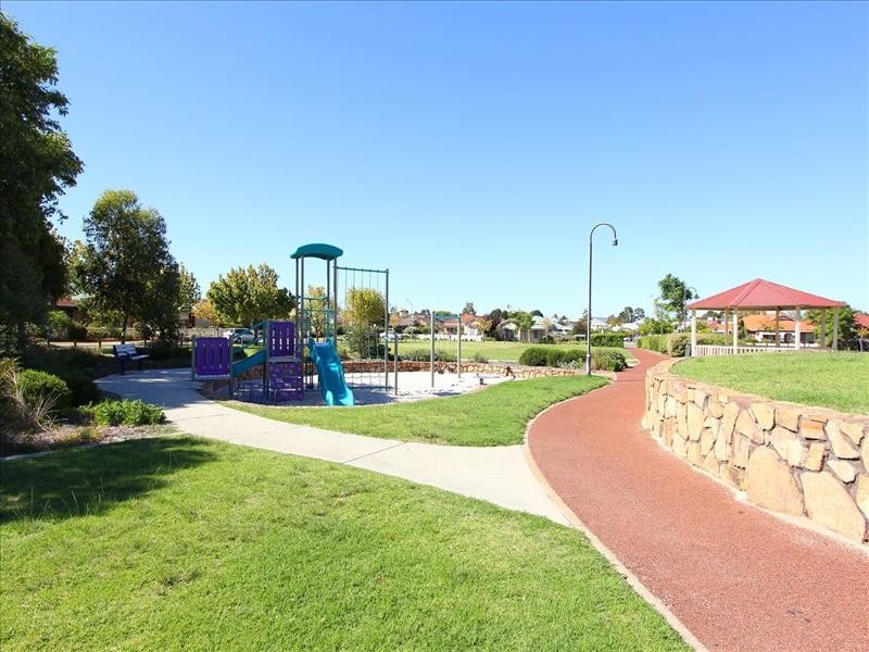 11 Solanum Court, Ellenbrook WA 6069