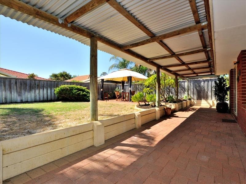 6 Tanami Circle, Ellenbrook WA 6069