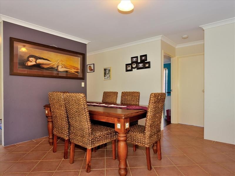 6 Tanami Circle, Ellenbrook WA 6069