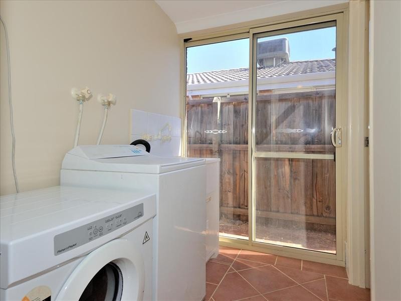 6 Tanami Circle, Ellenbrook WA 6069