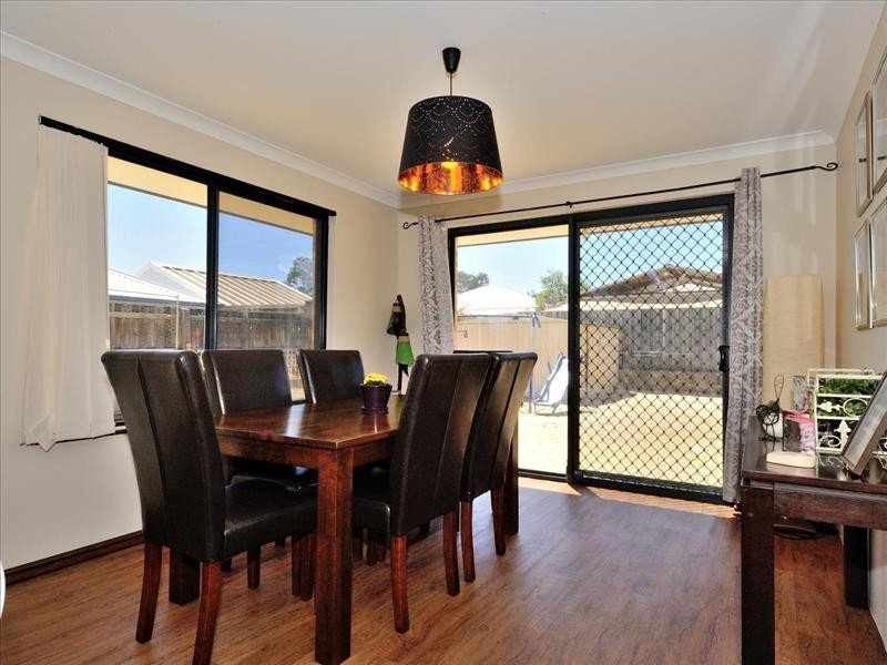 2 Winderie Crescent, Ellenbrook WA 6069