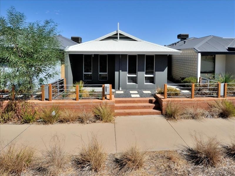 47 Stanbury Crescent, Ellenbrook WA 6069