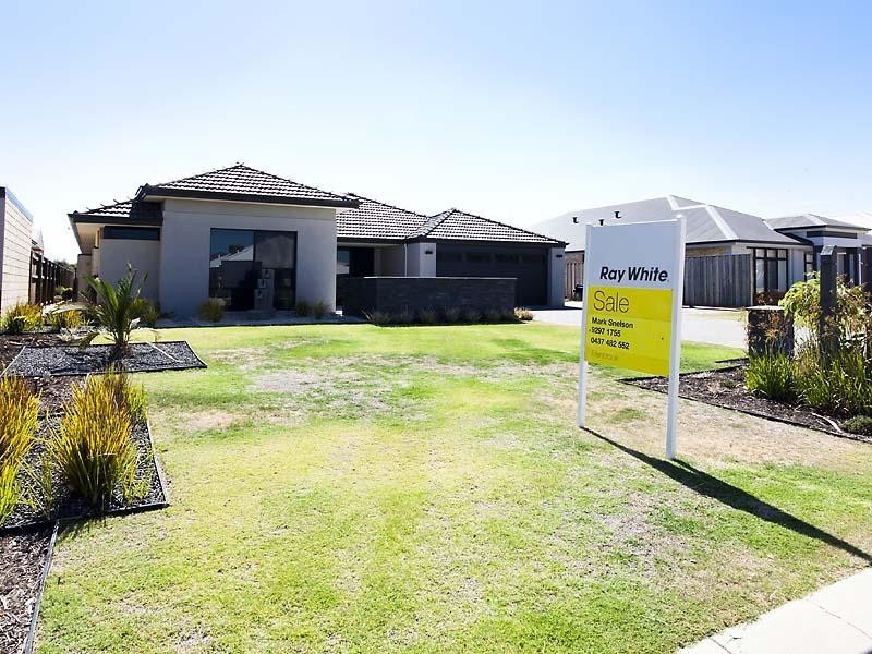 11 Starke Turn, Ellenbrook WA 6069