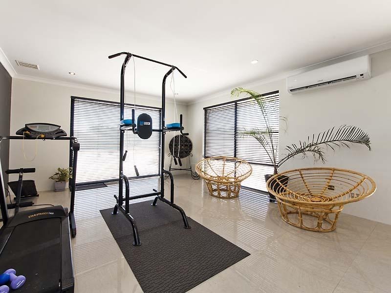 11 Starke Turn, Ellenbrook WA 6069