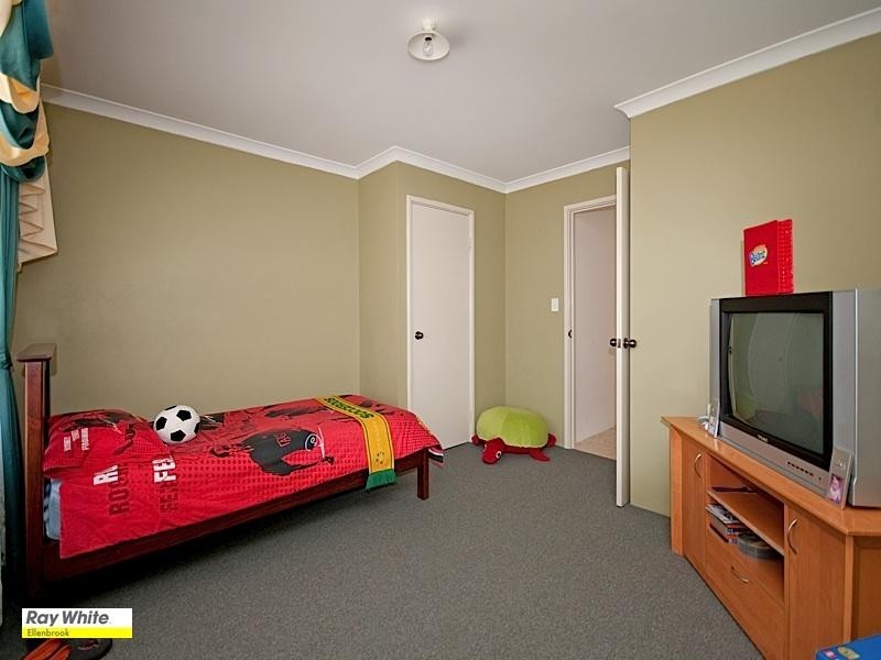 44 Mona Vale Loop, Ellenbrook WA 6069