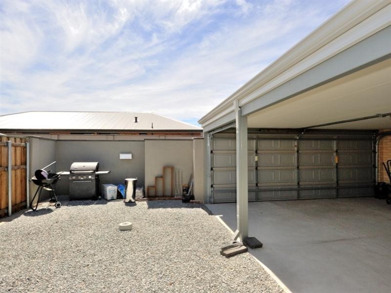 45 Redstone Trail, Ellenbrook WA 6069