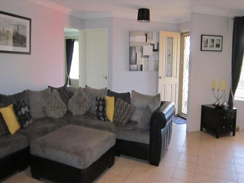 2 Snow Wood Avenue, Ellenbrook WA 6069