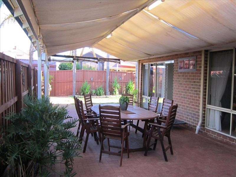 2 Snow Wood Avenue, Ellenbrook WA 6069