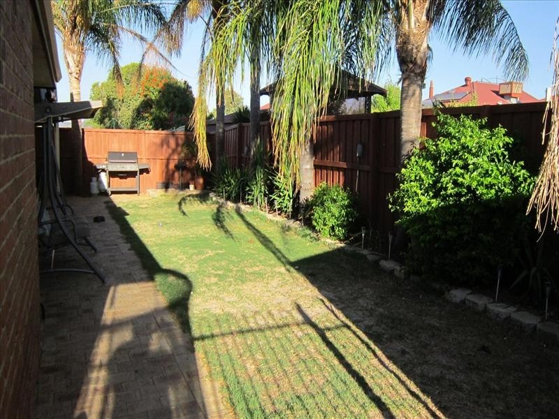 2 Snow Wood Avenue, Ellenbrook WA 6069