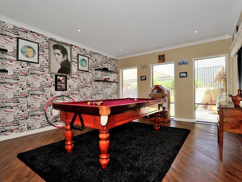 11 Pasalich Bend, Aveley WA 6069