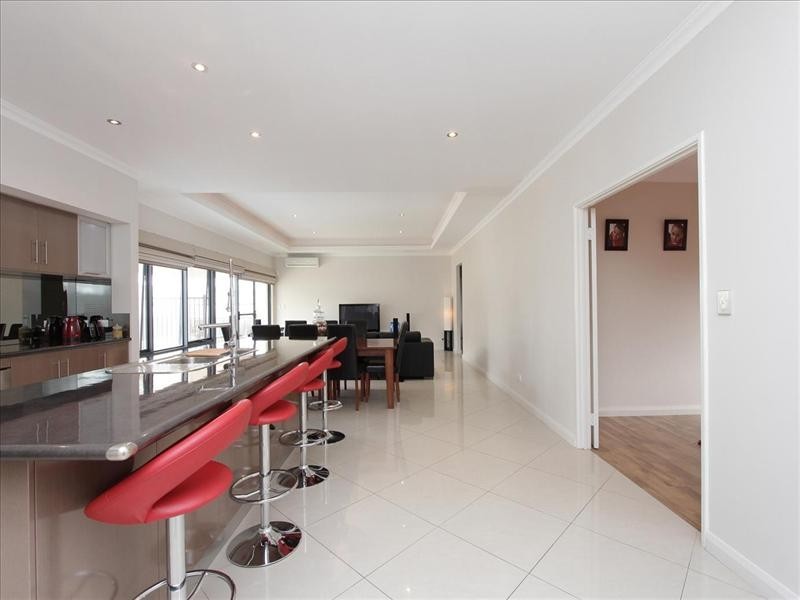 28 Starke Turn, Ellenbrook WA 6069