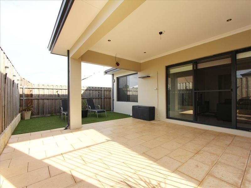 28 Starke Turn, Ellenbrook WA 6069