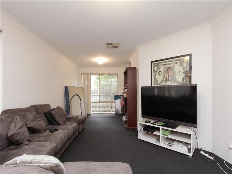 24 Taranto Way, Ellenbrook WA 6069