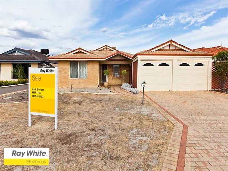 17 Midsummer Circle, Ellenbrook WA 6069