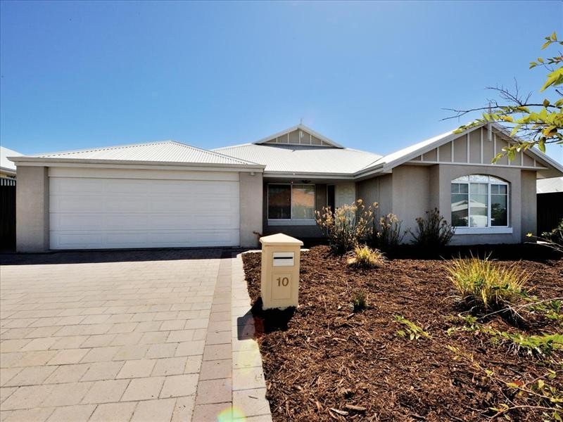 10 Minnow Fairway, Aveley WA 6069