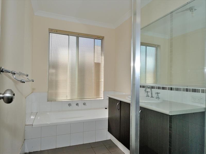 10 Minnow Fairway, Aveley WA 6069