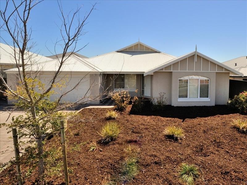 10 Minnow Fairway, Aveley WA 6069