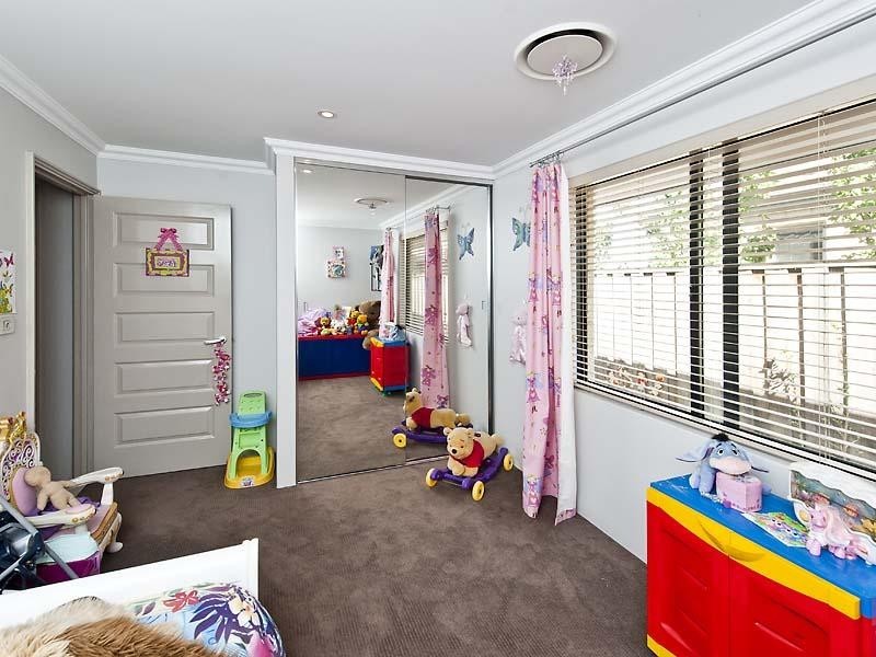 14 Ewens Pass, Ellenbrook WA 6069