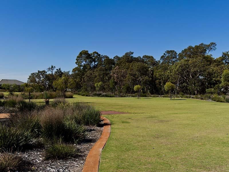 14 Ewens Pass, Ellenbrook WA 6069